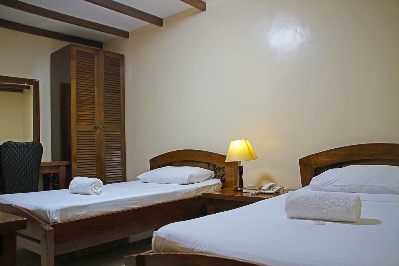 Dumaguete City World View Pension House מראה חיצוני תמונה