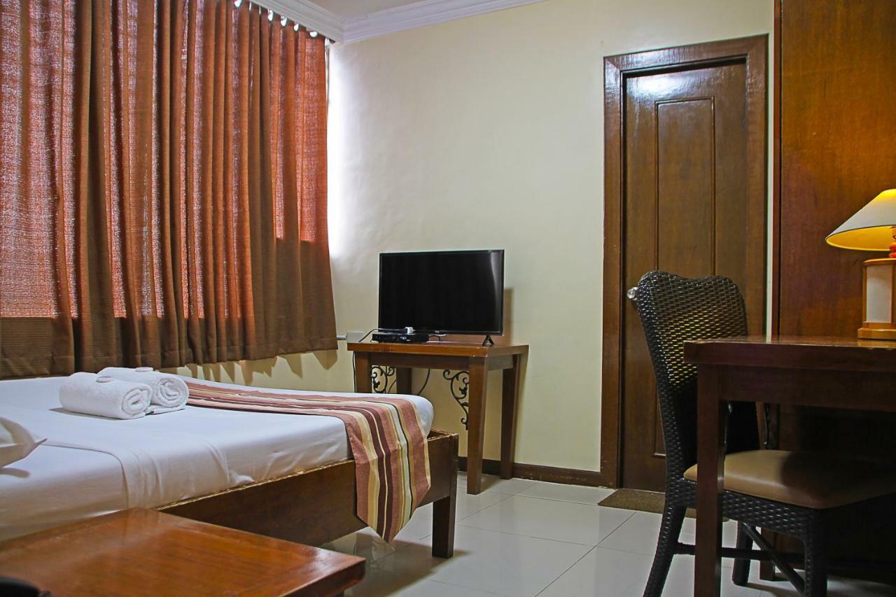 Dumaguete City World View Pension House מראה חיצוני תמונה