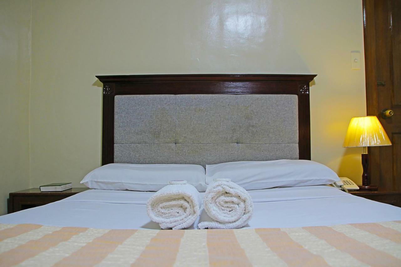 Dumaguete City World View Pension House מראה חיצוני תמונה