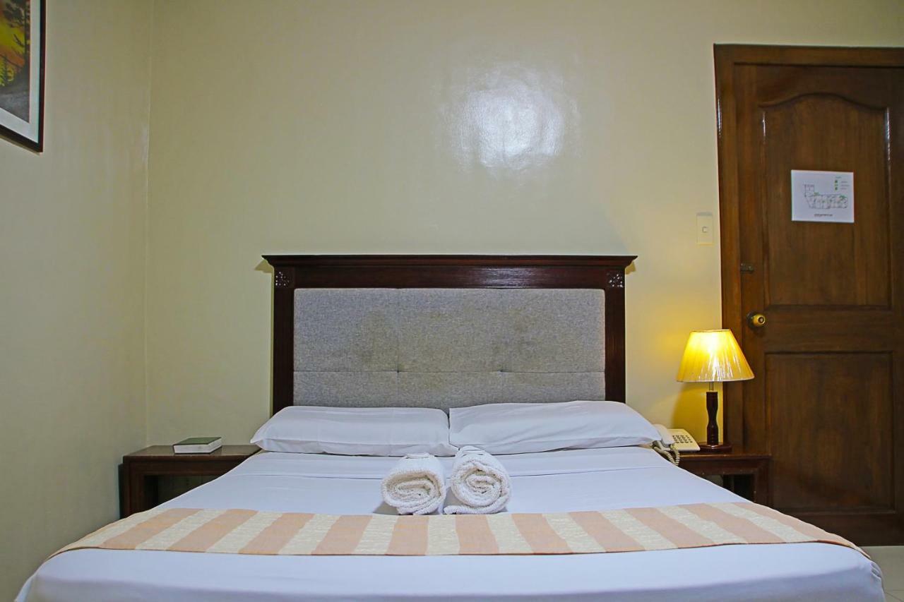 Dumaguete City World View Pension House מראה חיצוני תמונה