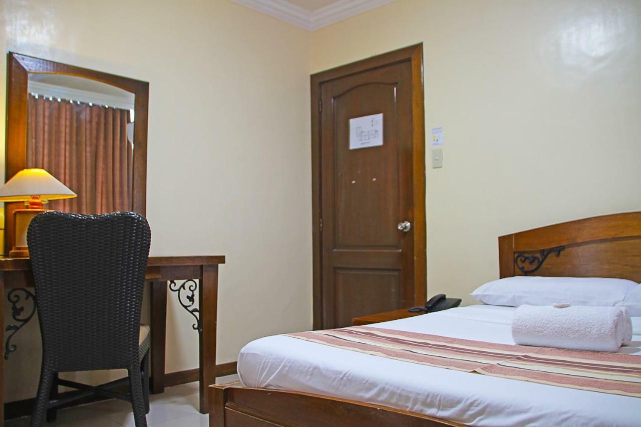 Dumaguete City World View Pension House מראה חיצוני תמונה